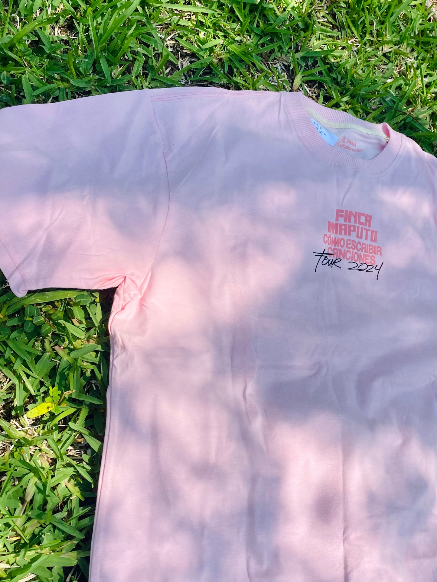 Pink "Finca Maputo" T-shirt